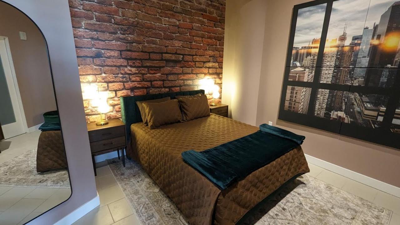 Nyc Styled Loft In Dtla, Sleeps 4 With Free Parking! Apartment Los Angeles Bagian luar foto